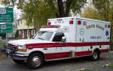 South Hadley EMS Ambulance 2.jpg (270276 bytes)