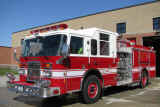 Newport Naval Fire Engine 11.jpg (211985 bytes)