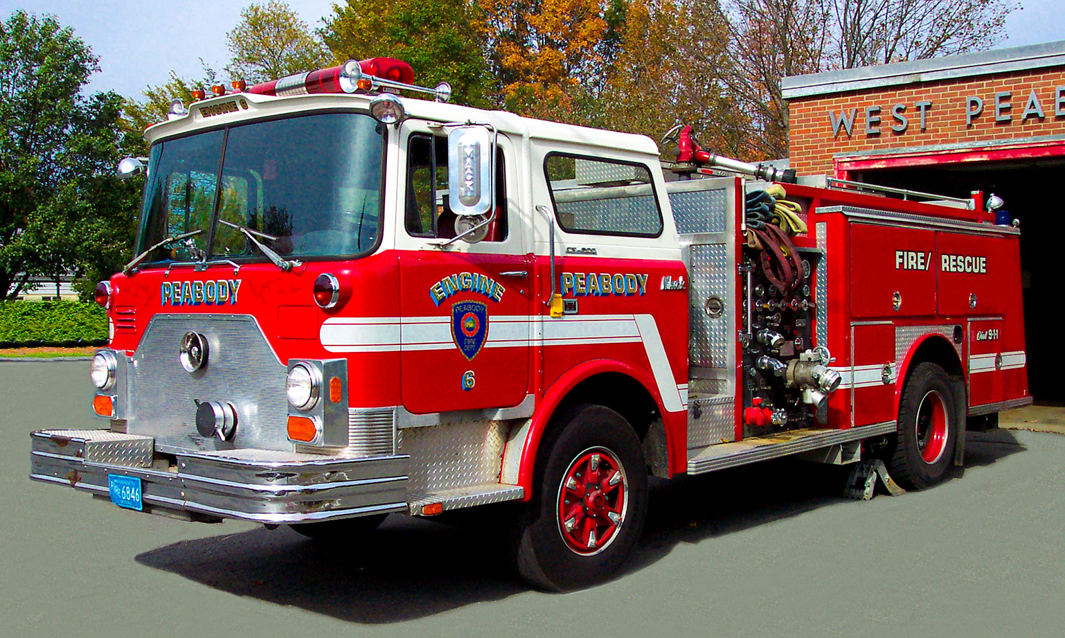 SOLIDO #3106 Brewster Mass Mack Pumper Fire Truck 5 7/16 France